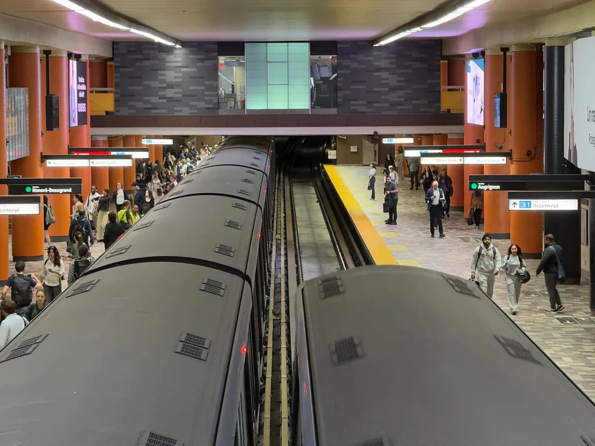 Quai de la station McGill du métro de Montréal